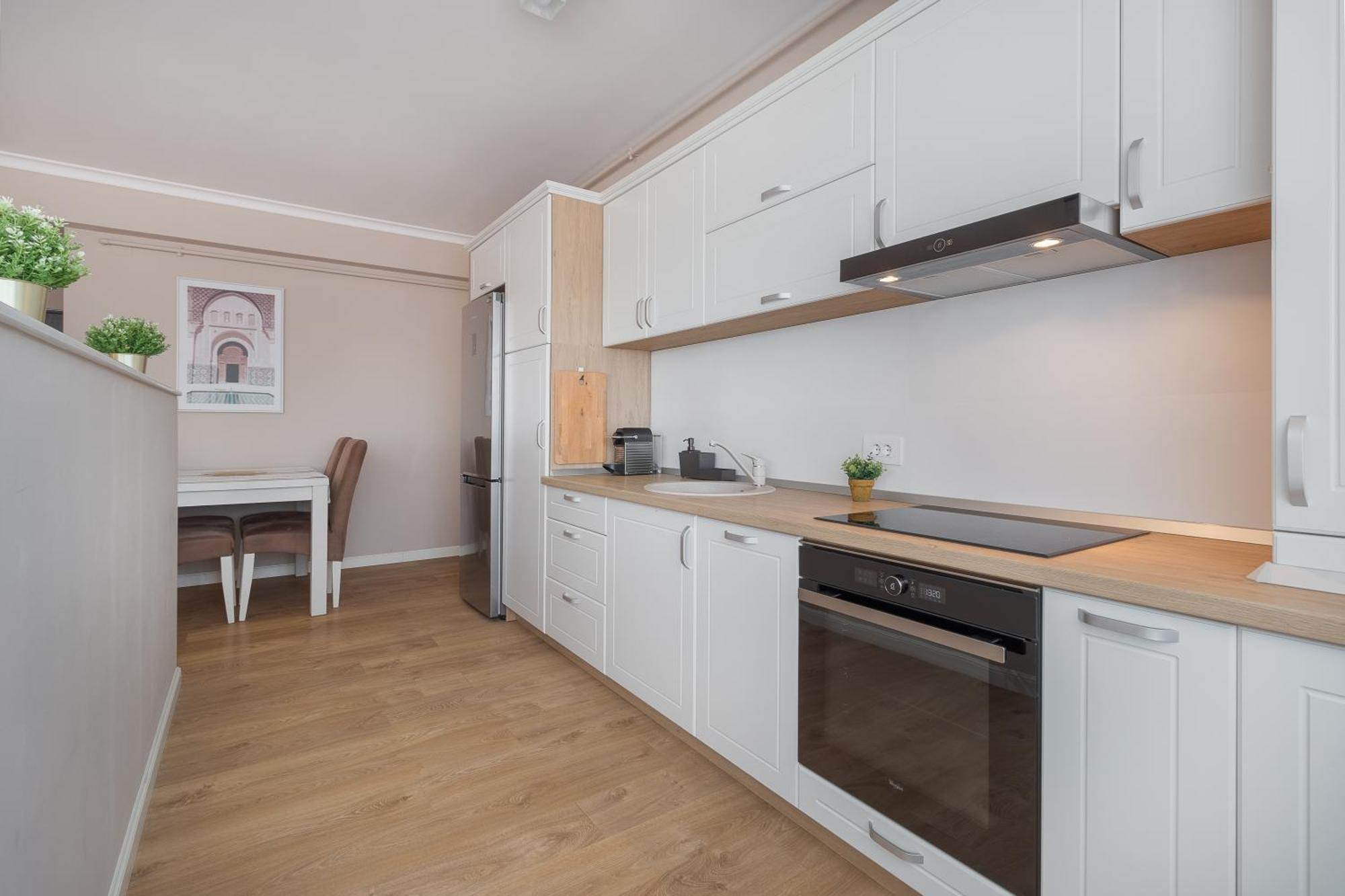 Ferienwohnung Warm Flat Oradea Exterior foto