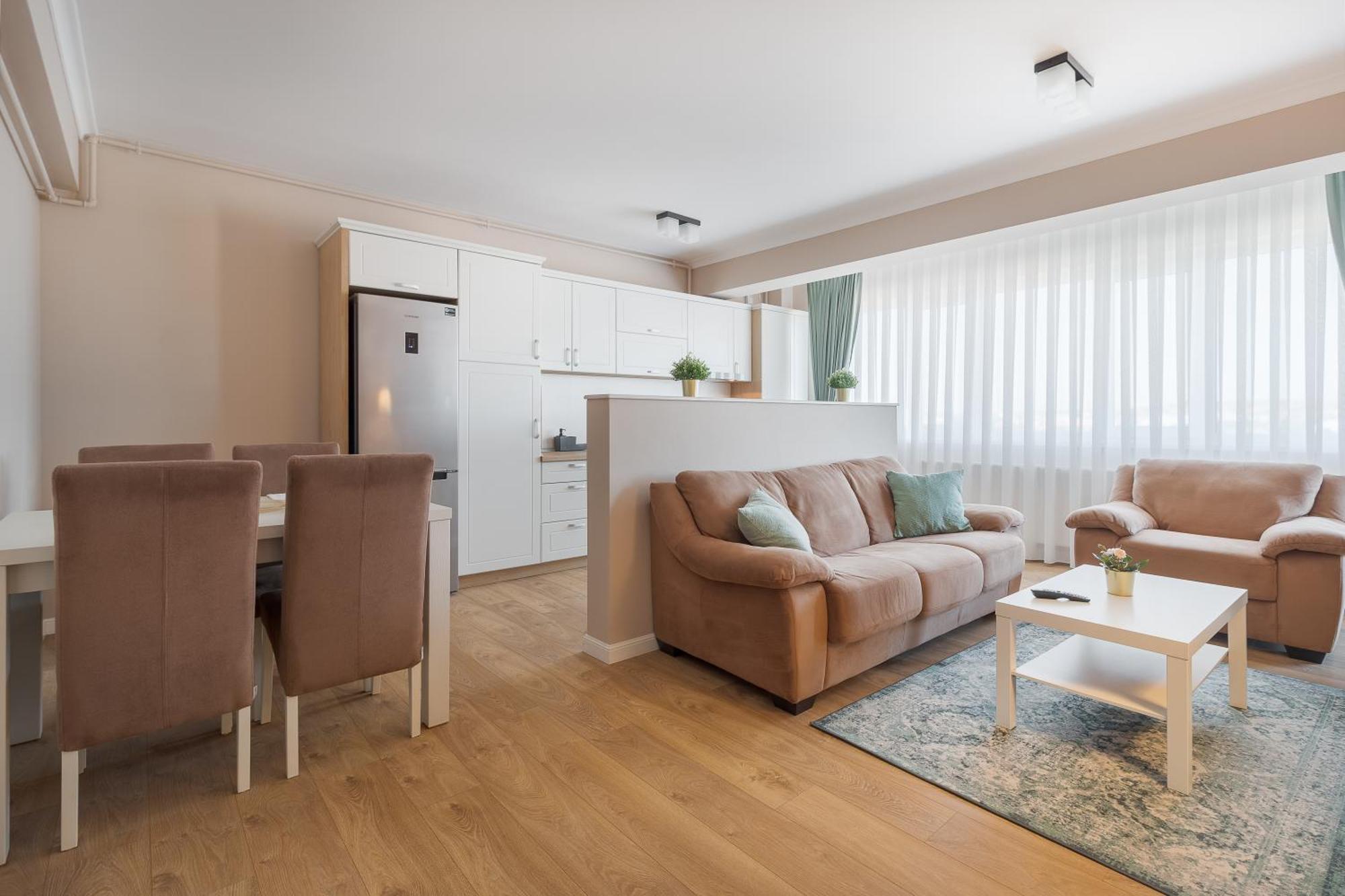 Ferienwohnung Warm Flat Oradea Exterior foto