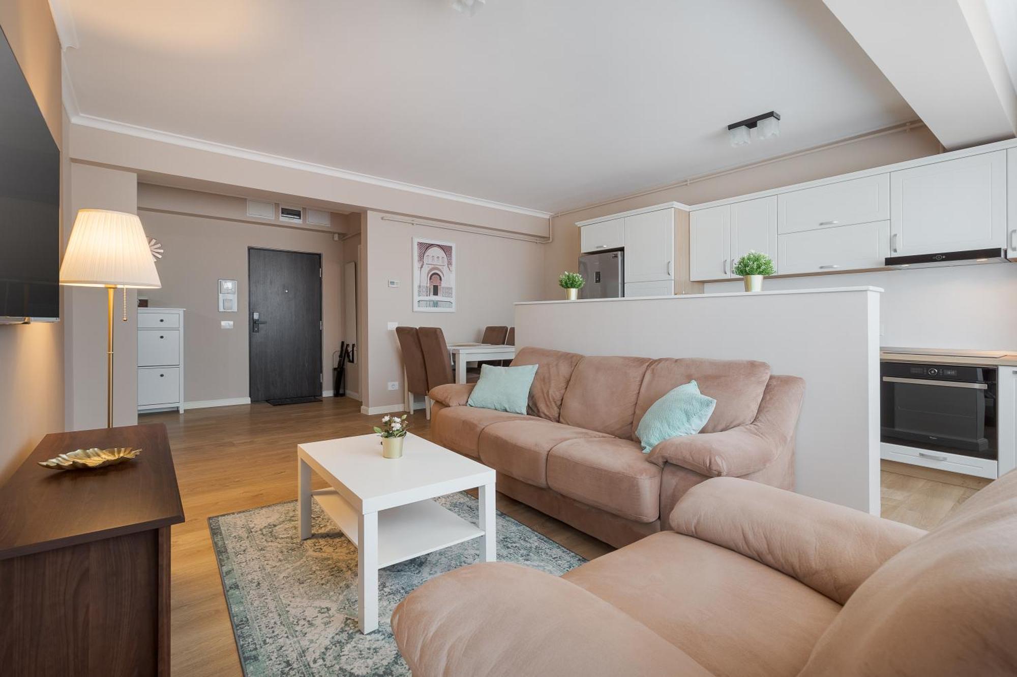 Ferienwohnung Warm Flat Oradea Exterior foto