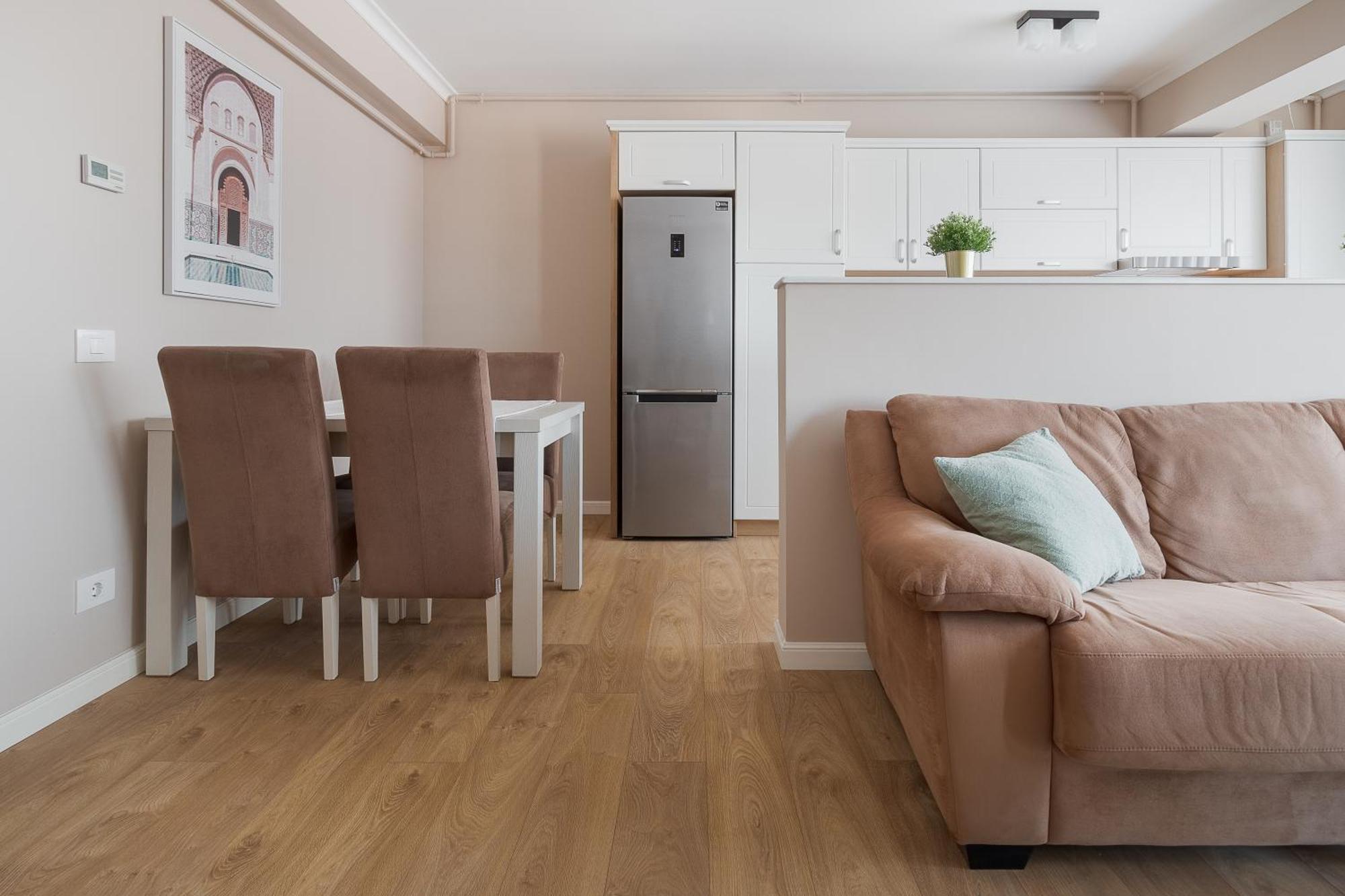 Ferienwohnung Warm Flat Oradea Exterior foto