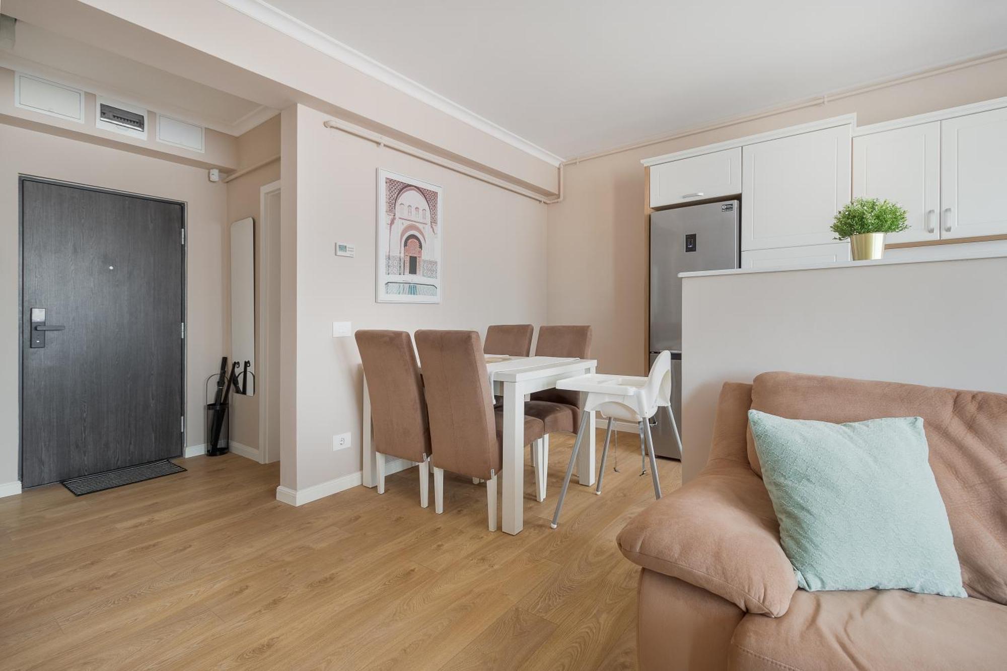 Ferienwohnung Warm Flat Oradea Exterior foto